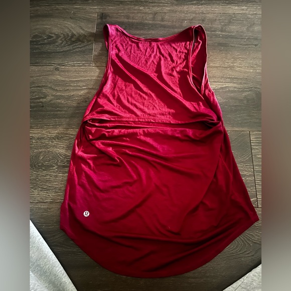 Lululemon tank top - Picture 1 of 2